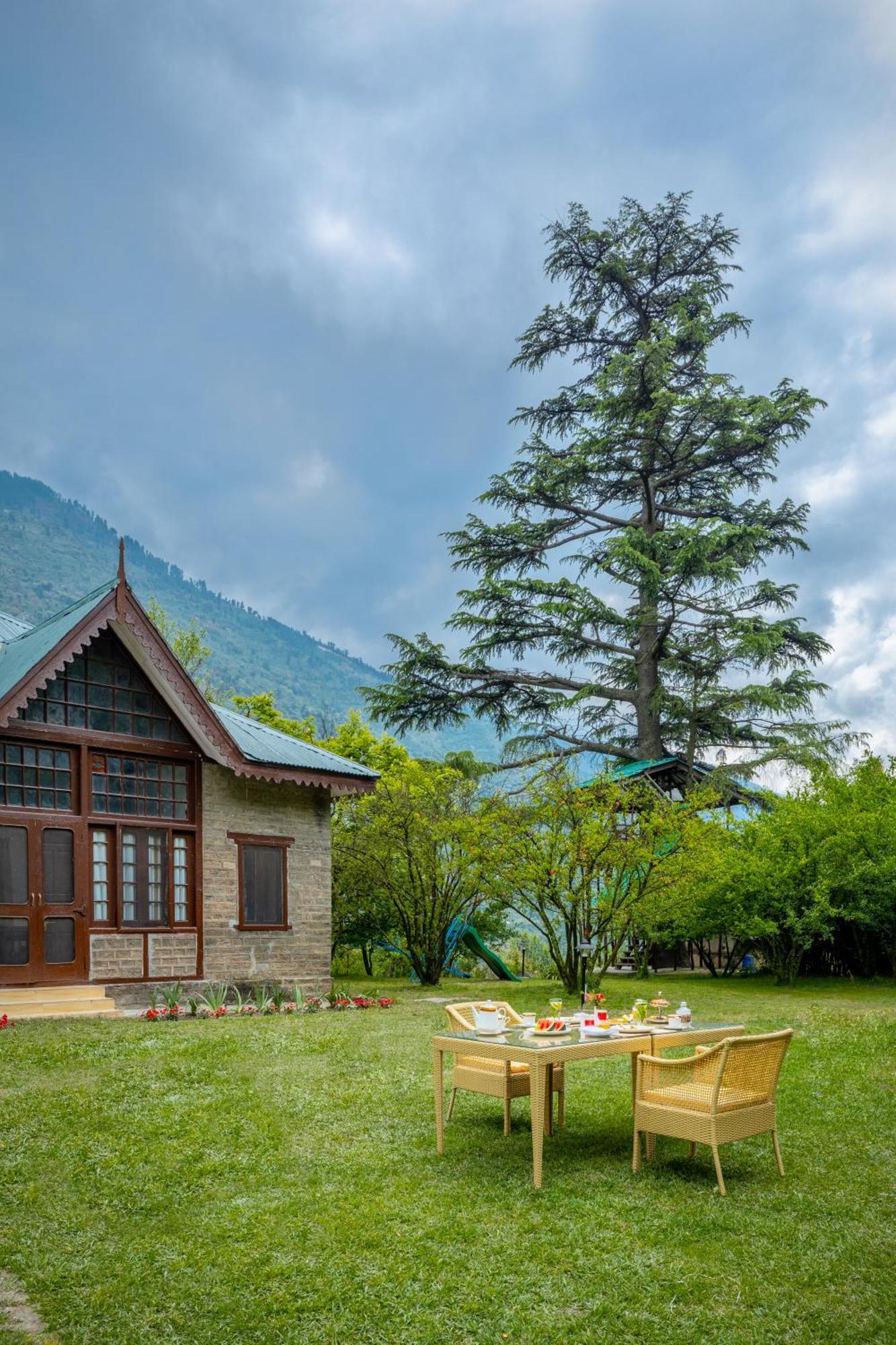 Ramgarh Heritage Villa, Manali, Ama Stays & Trails - Manali (Himachal Pradesh) — Photos 2